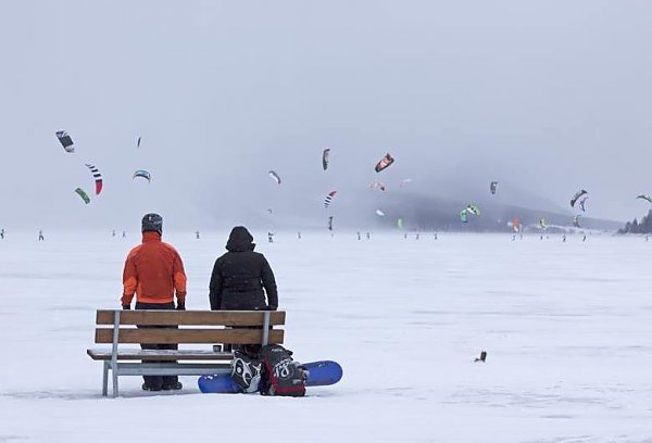 Snowkiten am Reschensee und Haidersee Snowkiten am Reschensee und Haidersee