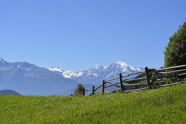 Landscape in the Upper Venosta Valley Landscape in the Upper Venosta Valley
